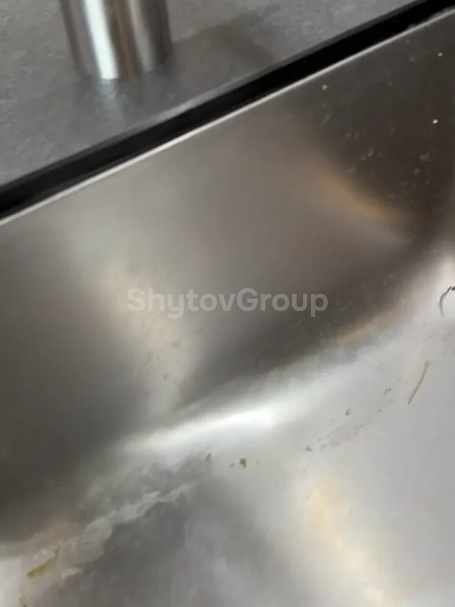 Врізна мийка у стільниці — виконано майстром ShytovGroup